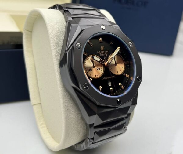 Montre Hublot Pour Homme – Bracelet En Acier Inoxydable – Résistance à l'eau - Qualité Premium - Noir et Doré
